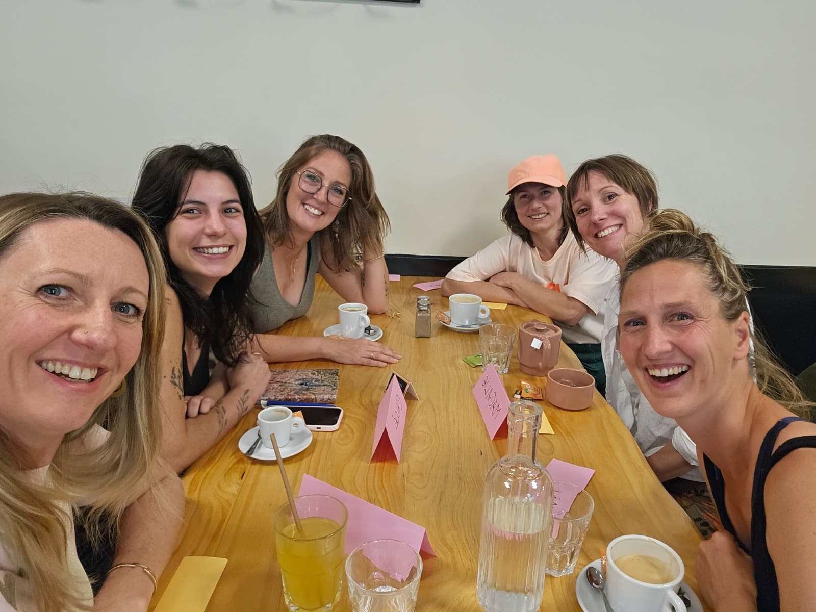 Moment partagé entre membres de Sud Girond'Elles