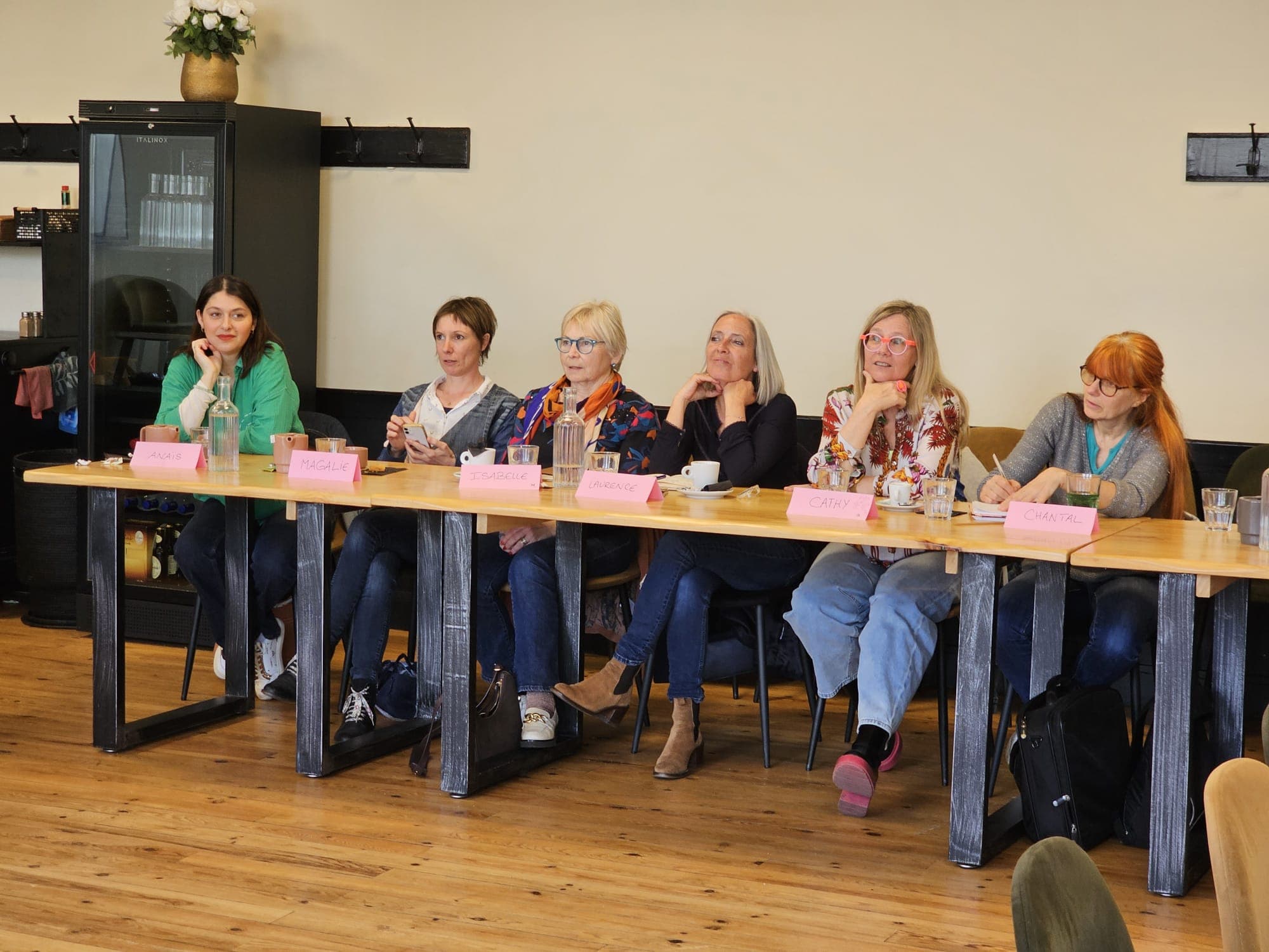 Moment partagé entre membres de Sud Girond'Elles